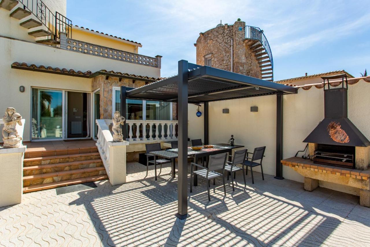 Welcs Villa Falconera 017 Emp Con Piscina Privada Empuriabrava Kültér fotó
