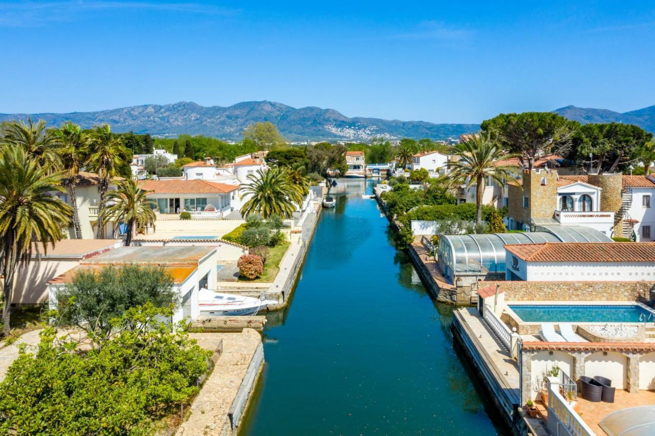 Welcs Villa Falconera 017 Emp Con Piscina Privada Empuriabrava Kültér fotó